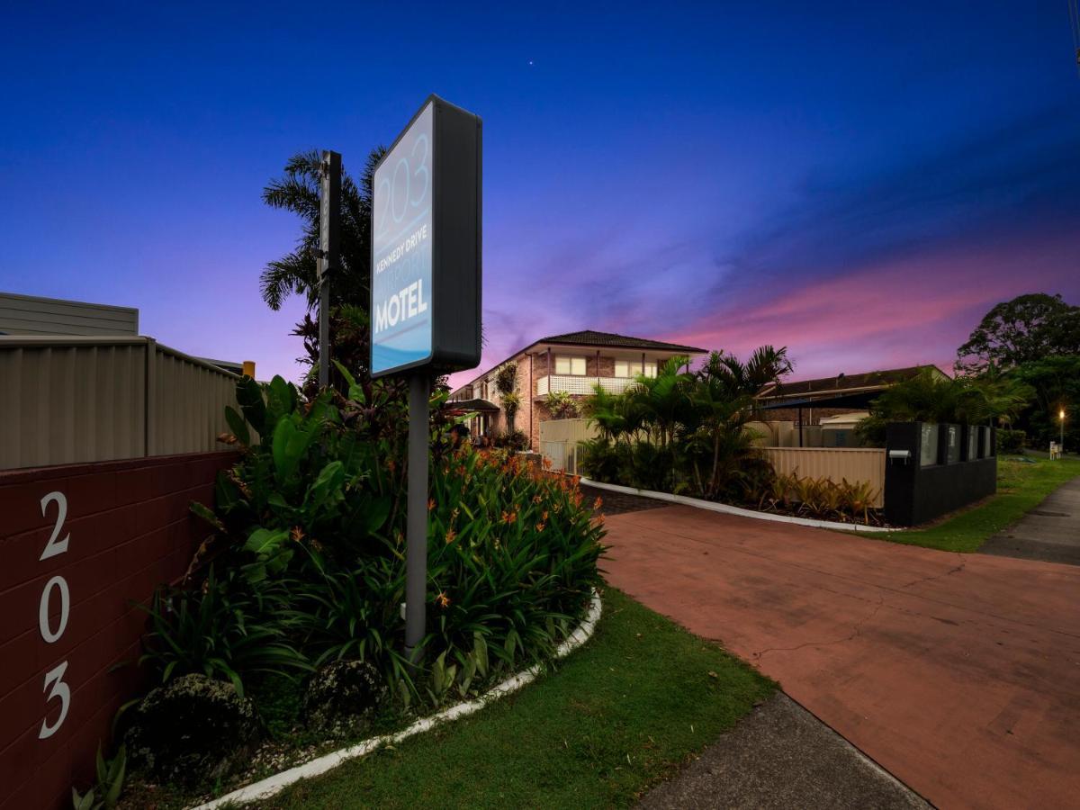تويد هيدز Kennedy Drive Airport Motel المظهر الخارجي الصورة