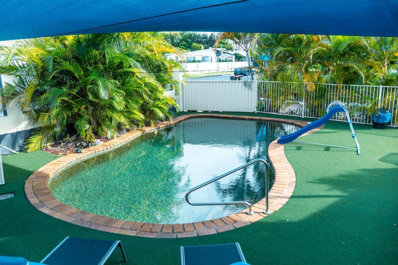 تويد هيدز Kennedy Drive Airport Motel المظهر الخارجي الصورة
