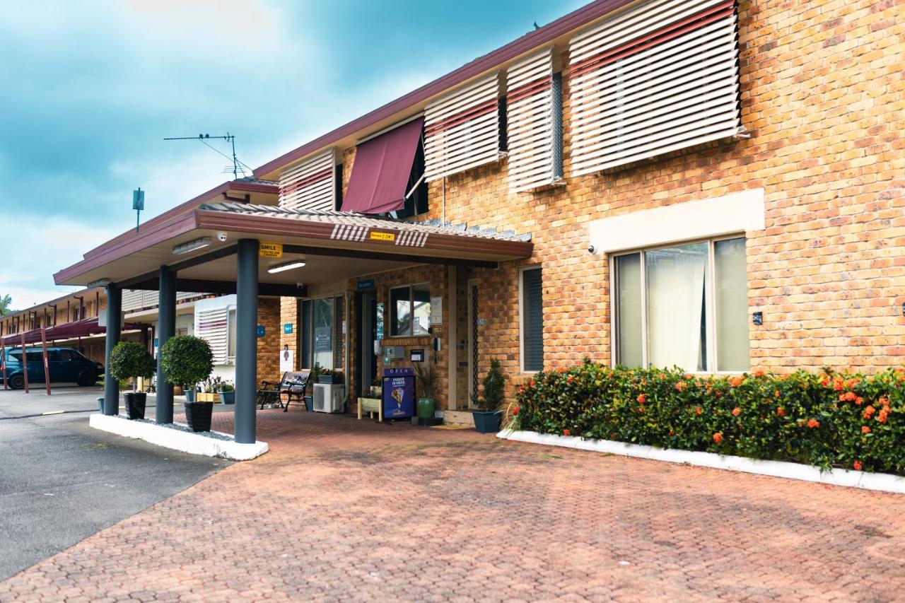 تويد هيدز Kennedy Drive Airport Motel المظهر الخارجي الصورة